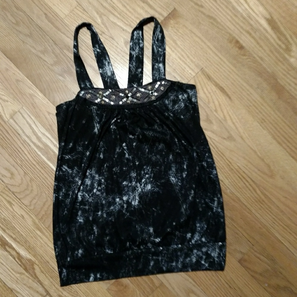 Ladies BKE cute tank! Sz M